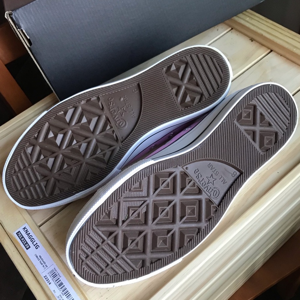 💞Converse Chuck Taylor lift low tops💞 - Picture 4 of 11
